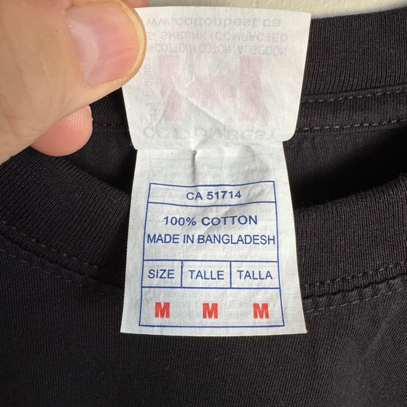 Men's Simple‎ Black Cotton Short Sleeve T-Shirt "It's an Anime Thing" Medium - Picture 3 of 7